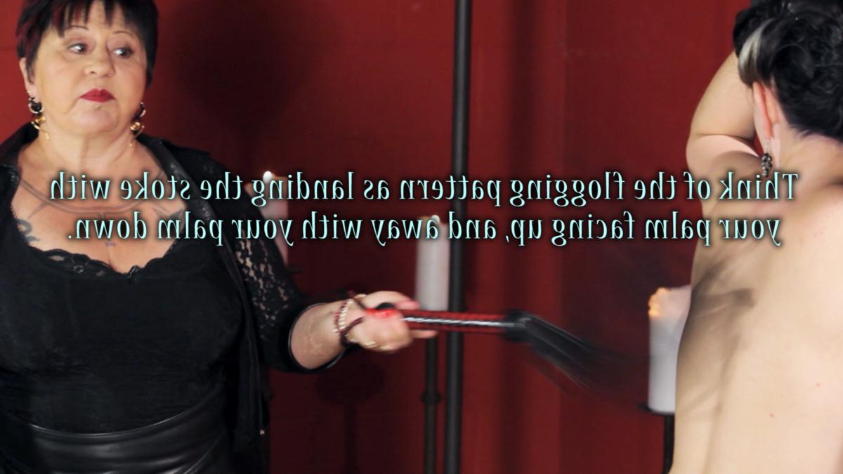 17P Les chaudes Nerine Mécanique et Cléo Dubois font du bdsm avec fouet.