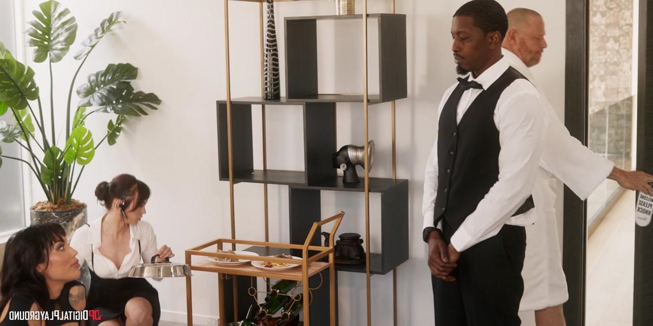 20P Digital Playground Lilly Bell, Isiah Maxwell