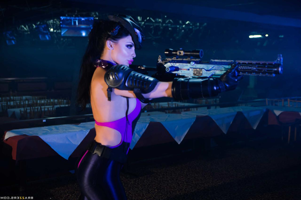 20P Big titted MILF Aletta Ocean gets fucked by BWC in awesome parody action