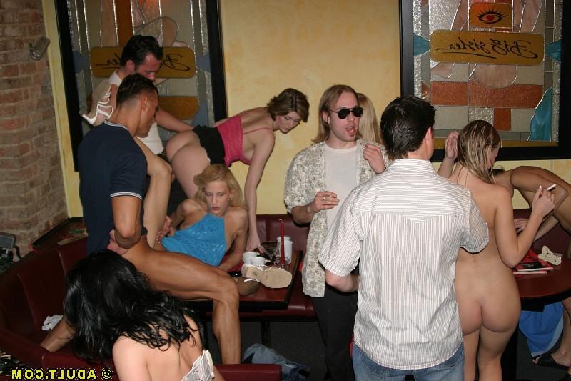 16P Salasious ladies have some dirty fun at the hardcore groupsex party