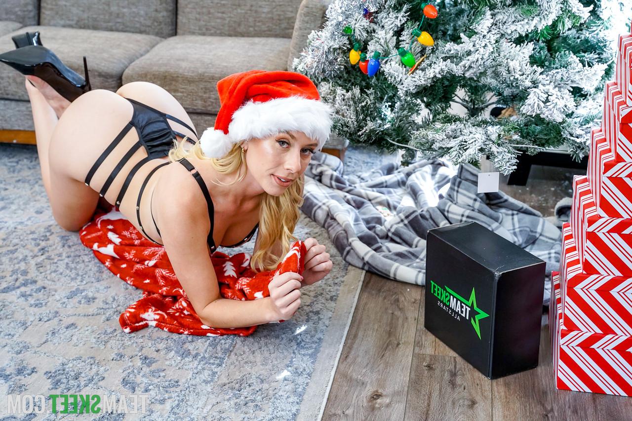 20P Blonde beauty Kay Lovely enjoys a Christmas fuck with a Latino boy