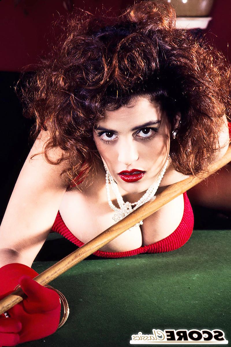 17P Lady-vamp with big boobs Nilli Willis touches pussy in gloves on pool table