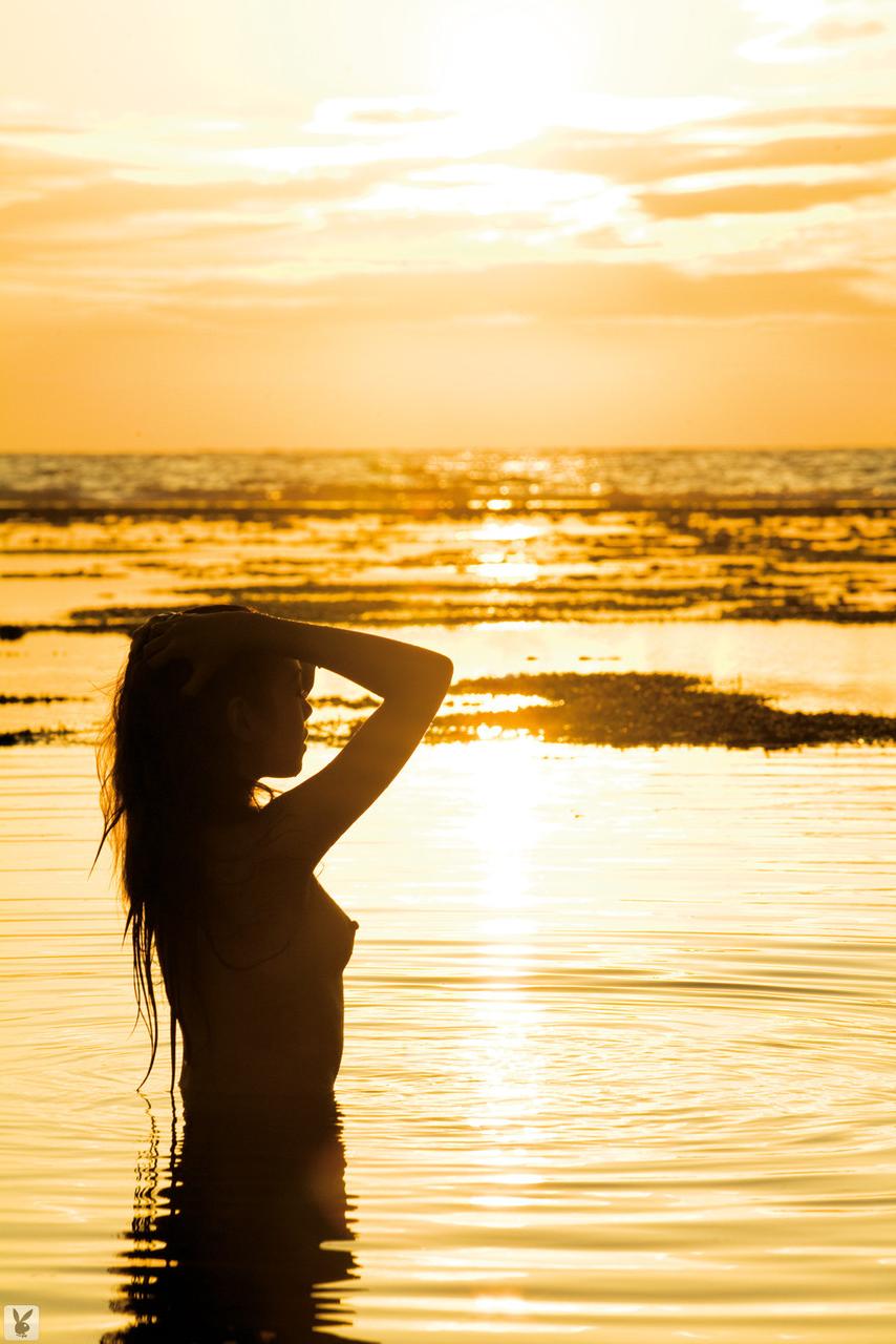 15P Adventurous Asian model Aya Montez posing naked in beautiful nature