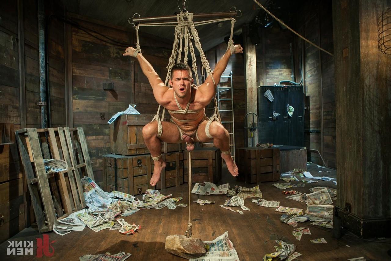 15P Men On Edge Mike de Marko