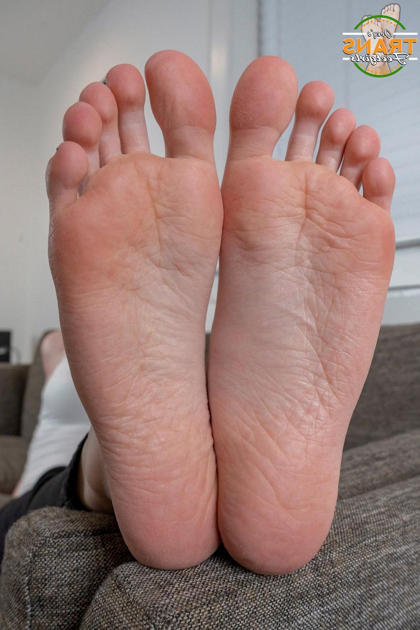 16P Joeys Trans Feetgirls Ellie Exx