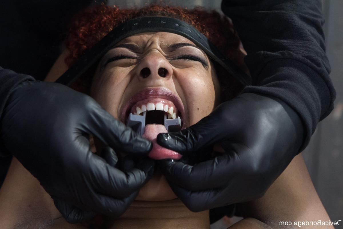 20P Tall ebony Daisy Ducati gets painfully toyed while bound in the dungeon