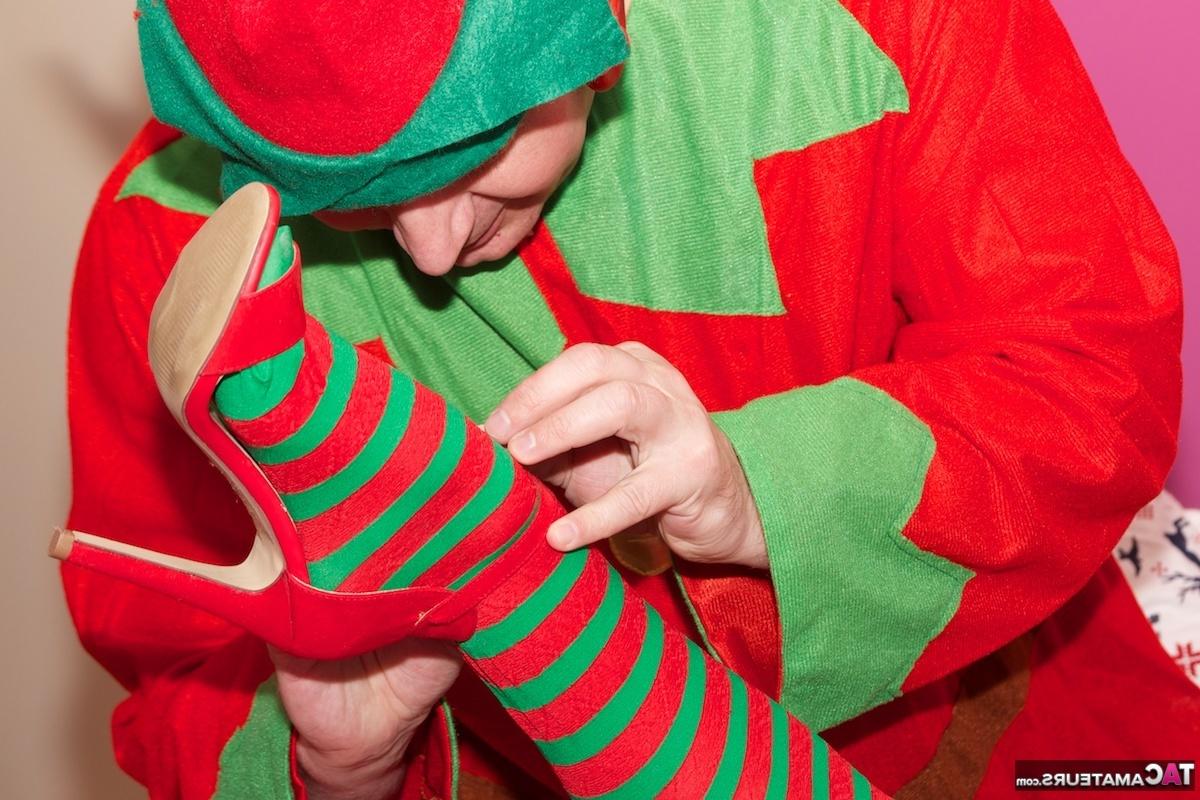 16P Mature plumper Dirty Doctor partakes in MMF play while in a Christmas outfit