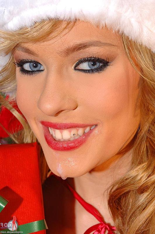 16P 長い靴下を着たブルーエンジェルがクリスマスにサンタの巨根にフェラをする