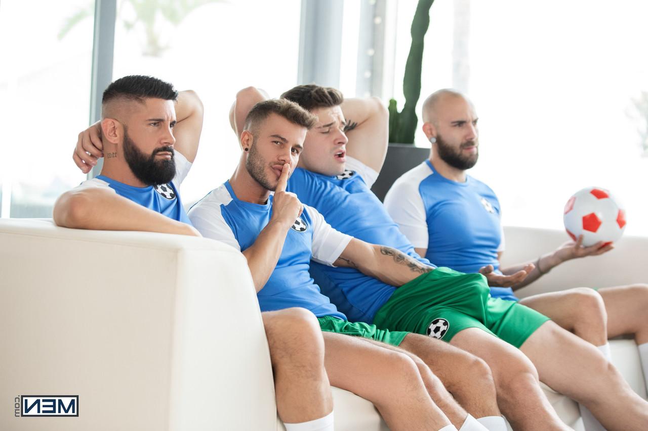 16P Men Com Аллен Кинг, Малик Делгати