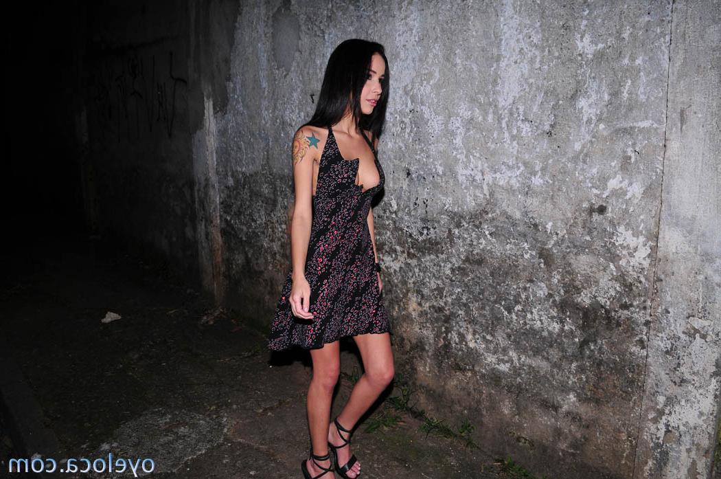 17P Spanish black haired MILF Monica Mattos getting picked up on the street