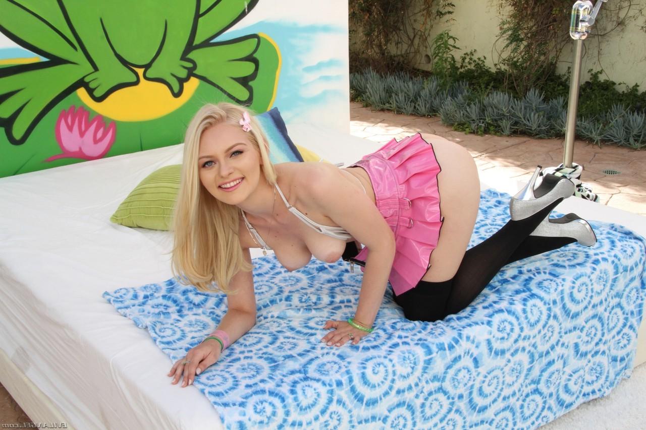 19P Petite hardcore slut Alli Rae spreads her poxy cunt wide open for closeup
