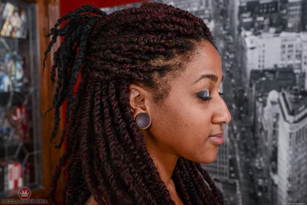 16P A gata amadora de Ébano Indie Cass mostra seu cu apertado e molhado e buceta preta
