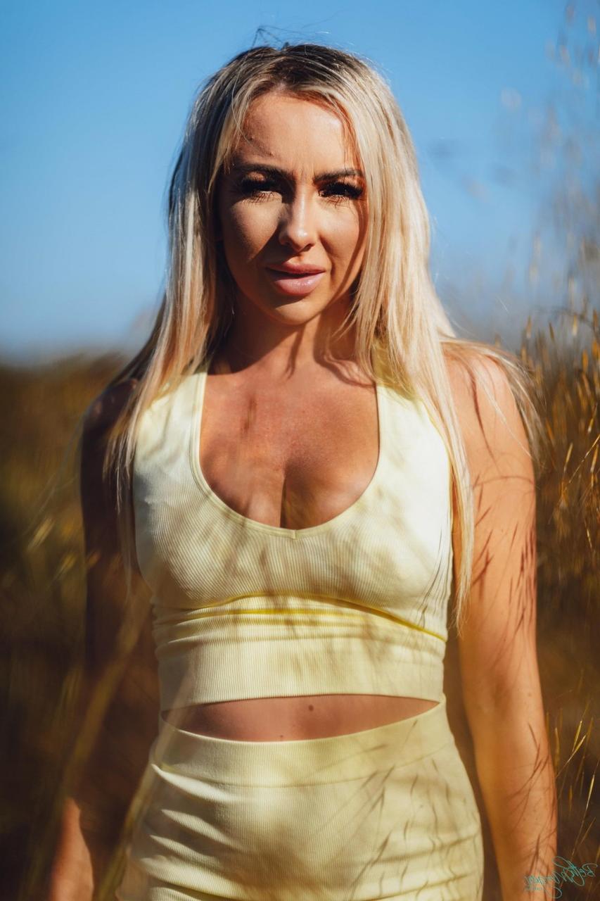 12P Beth Morgan Official starring Beth Morgan Nude Gallery