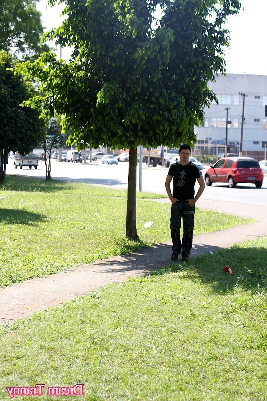 20P A travesti loira Samara de Macedo faz sexo anal com um cara gostoso que acabou de conhecer