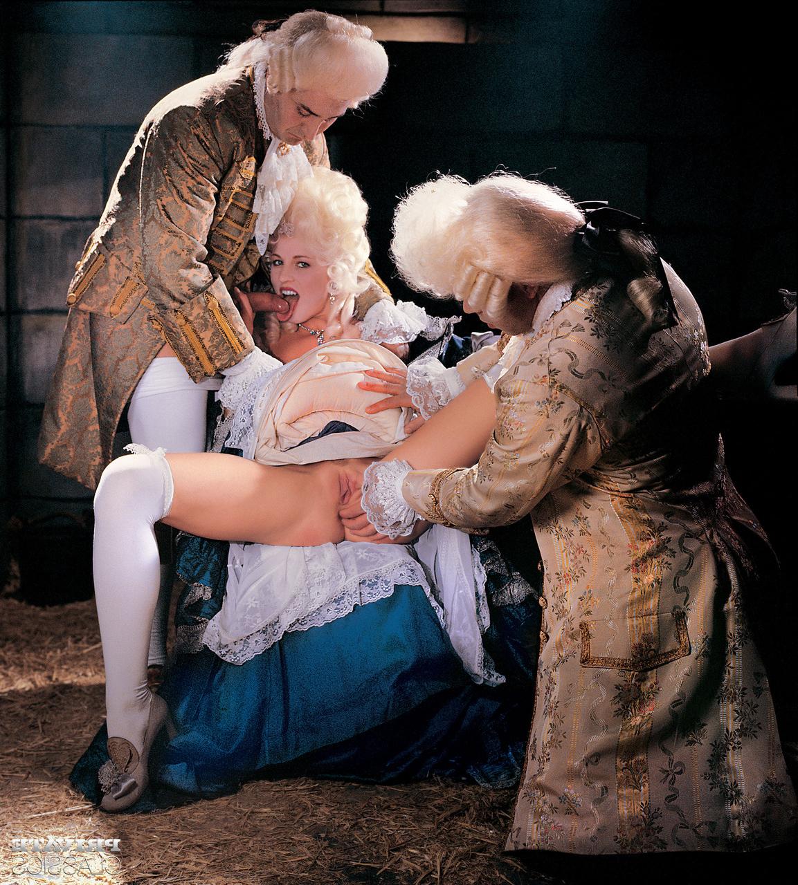 12P Lynn Stone partakes in a double penetration during cosplay games