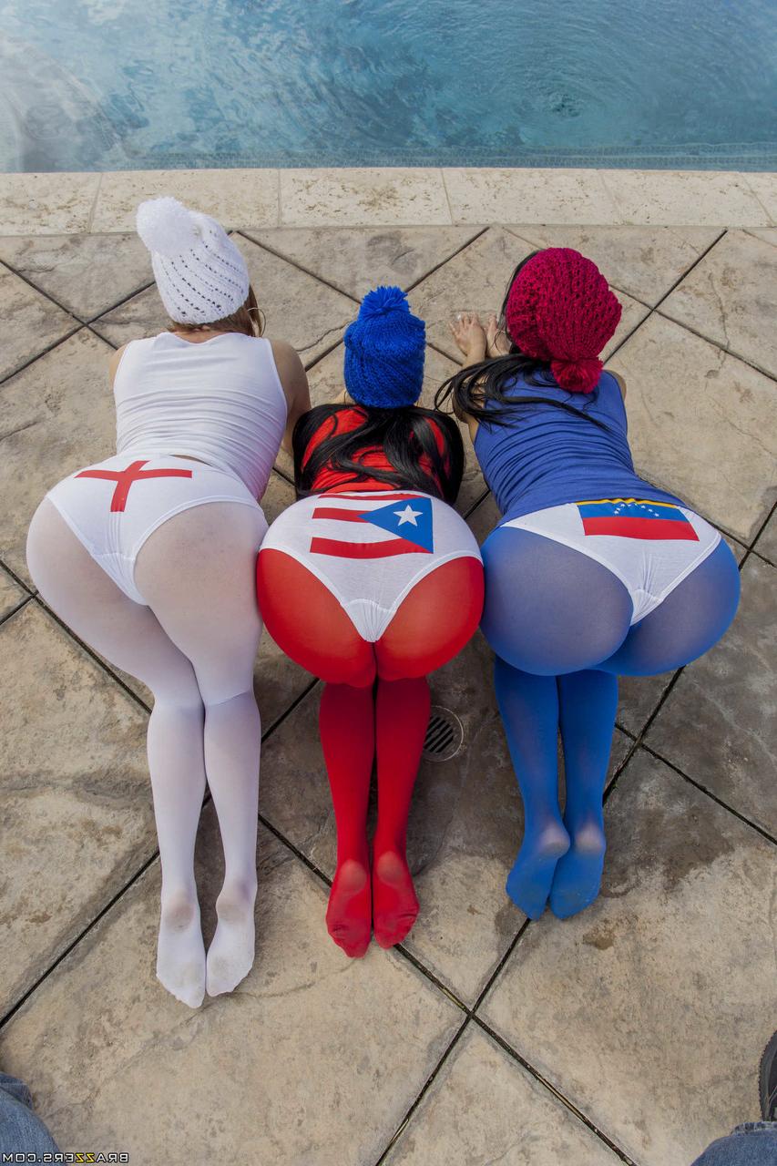 20P Las muñecas krissy lynn, nikki delano y rose monroe muestran sus grandes culos aceitosos