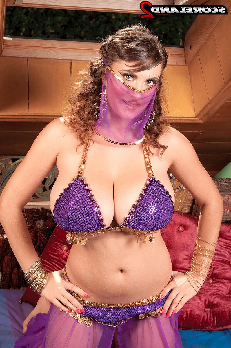 16P Ukrainian belly dancer Valory Irene exposes her knockers before pussy play