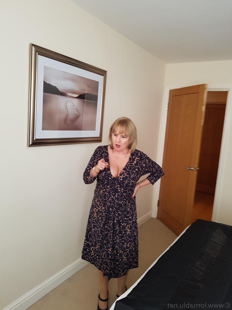 13P Chubby Lorna Blu displays her big tits & bald cunt in front of her wanking man