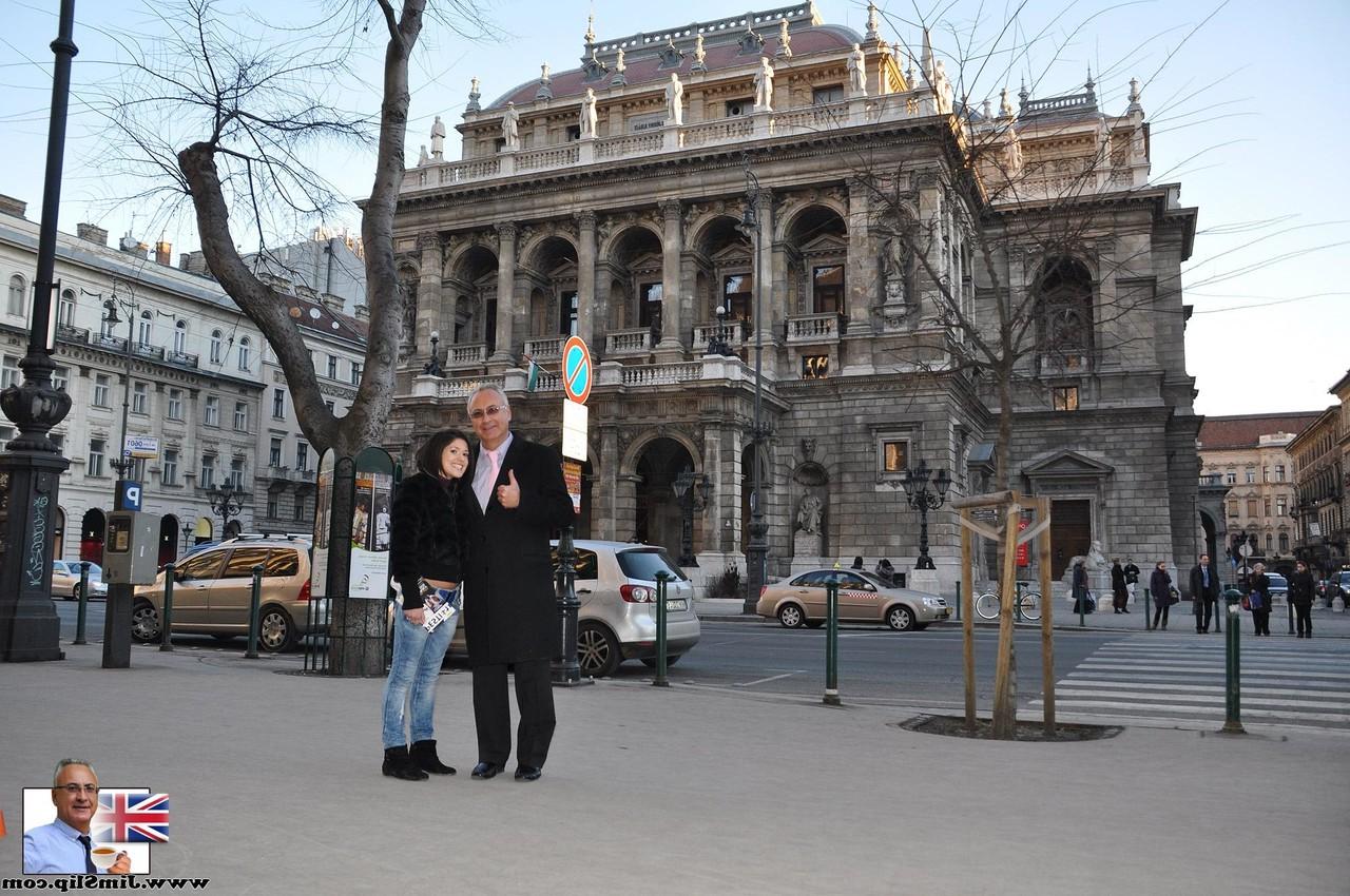 19P Sexy estudante local de Budapeste é abalroada por um veterano com tesão