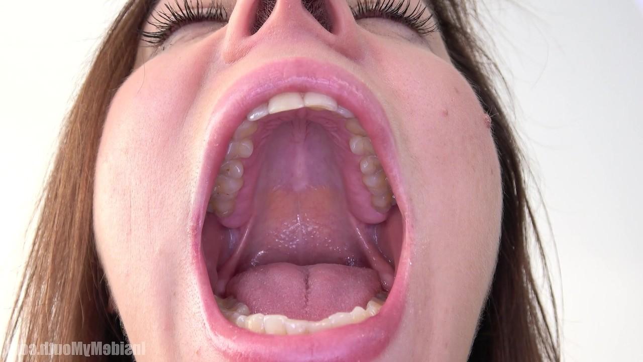 15P Inside My Mouth 