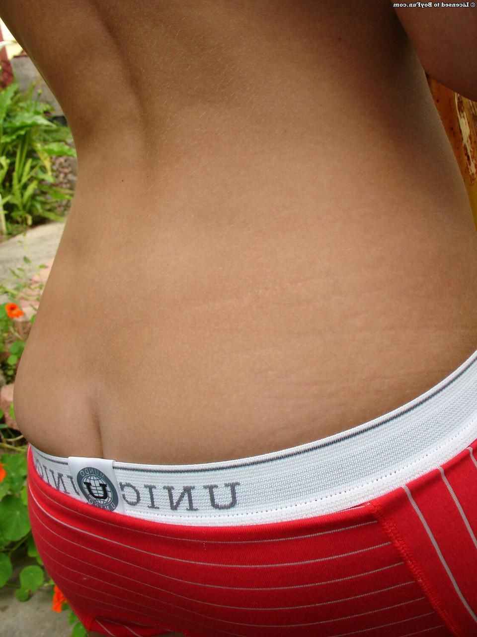 20P Blonde twink Brent Summers jerks his small dick until he ejaculates outdoors