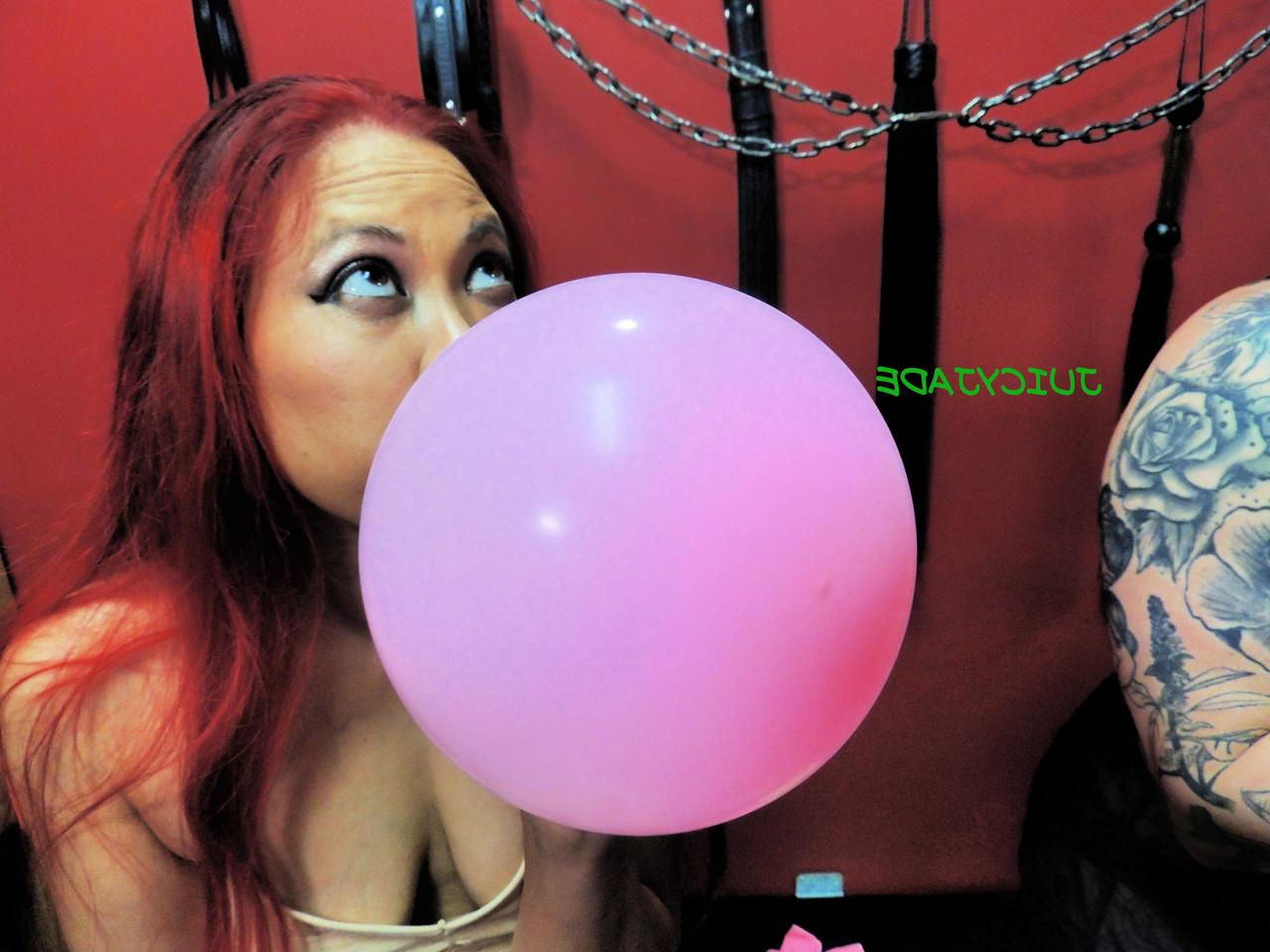 16P Juicy Jade com Amara Zane e Jasmine Jade Hot Images