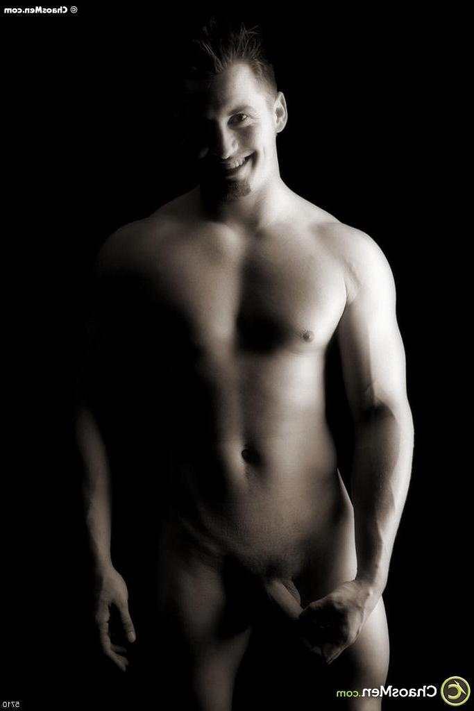 20P Hunky dude Sergei shows off his athletic naked body & his delicious cock