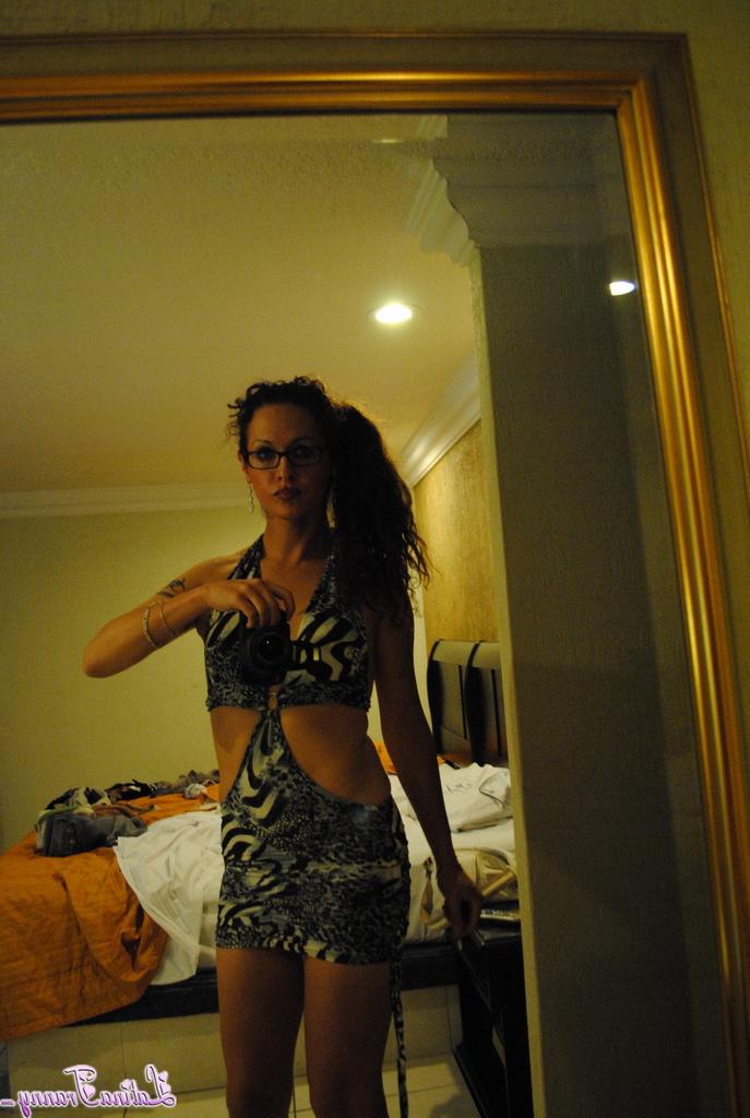 12P Latina Tranny Fotos de Nudez