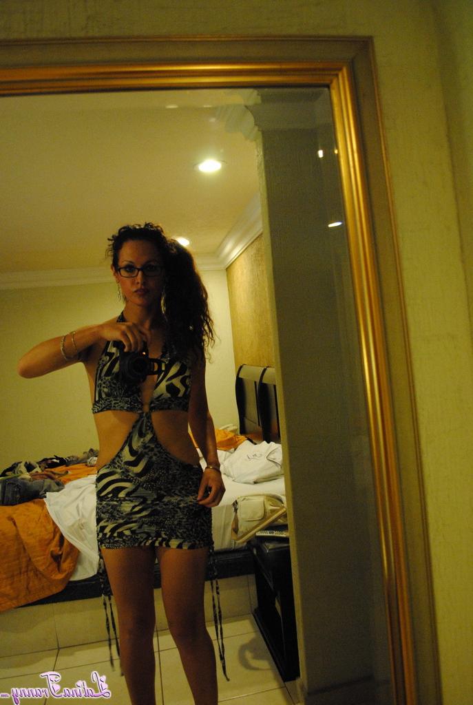 12P Latina Tranny Fotos de Nudez