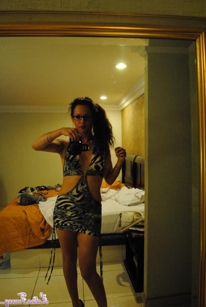 12P Latina Tranny Fotos de Nudez