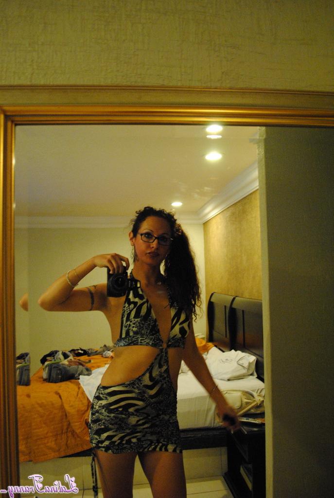 12P Latina Tranny Fotos de Nudez