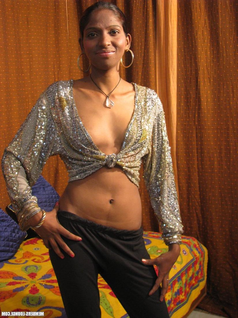 15P Indian MILF unveils her firm breasts during solo action on a bed