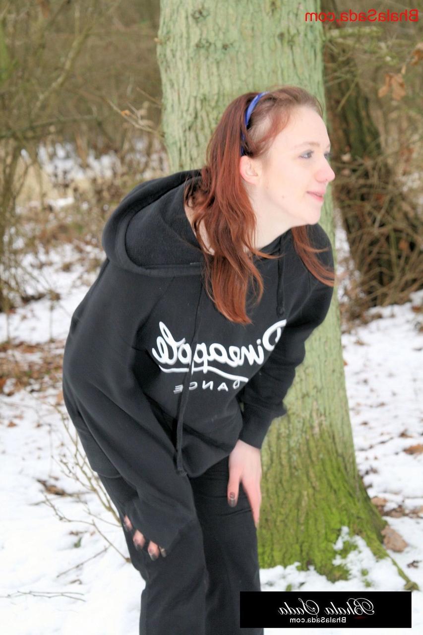 15P Lovely MILF posing butt naked and stretching outdoors in cold weather