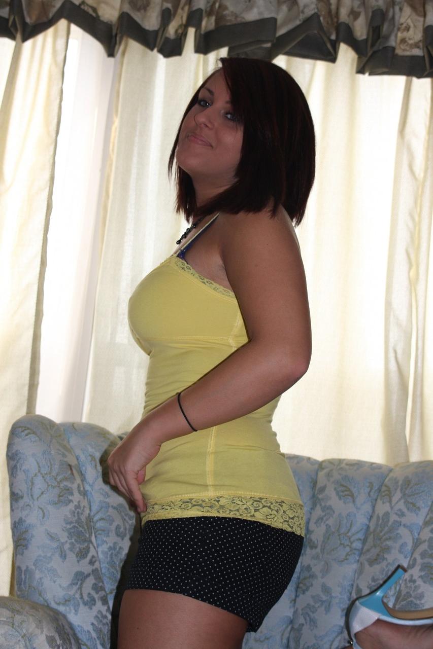 20P Amateur cutie Roxy Blue goes topless and shows off her big boobs