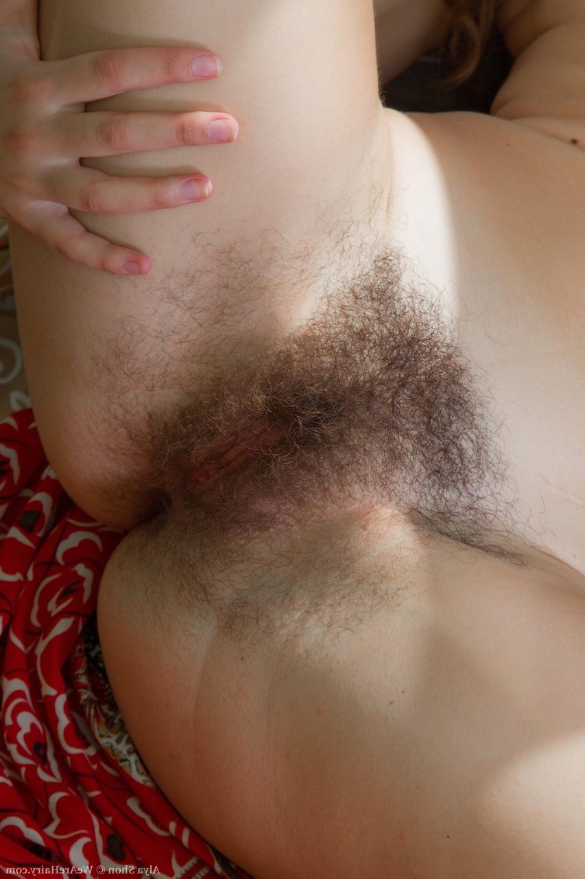 17P Sexy hottie Alya Shon pulls off clothing to flaunt hairy muff in the window