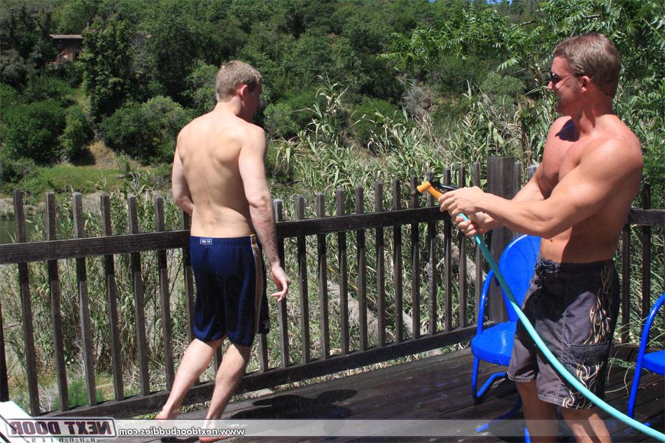 20P La petite blonde Marcus se fait défoncer et facialiser par le gay musclé Mason Wyler