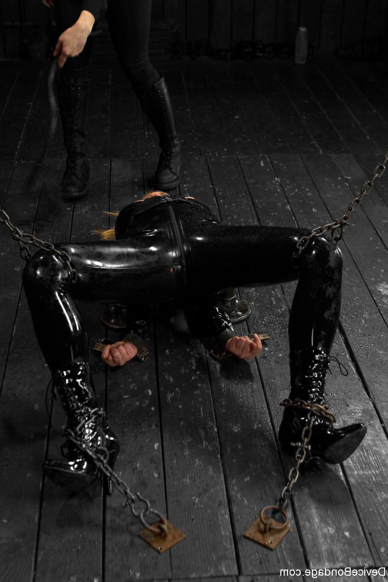 20P Blonde MILF Dee Williams gets punished with a dildo & a vibrator in bondage