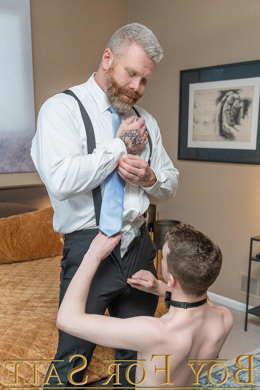 20P Horny daddy Master Marko sticks his fat dick in The Boy Ethan's tight ass