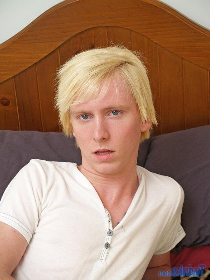 20P Blonde twink strips fully naked and shows off his uncut cock on his bed