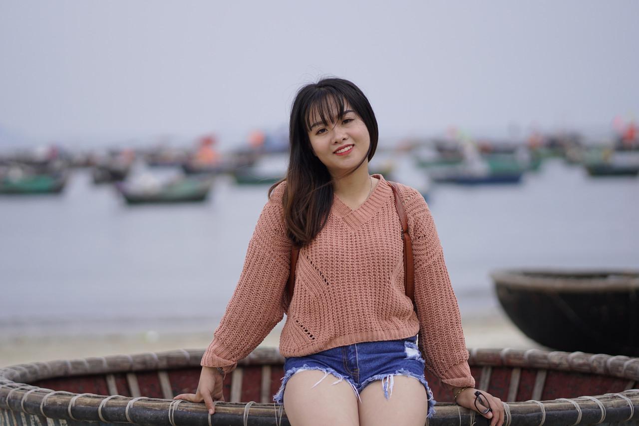 20P Beautiful Asian model poses in her sweater and jean shorts in public