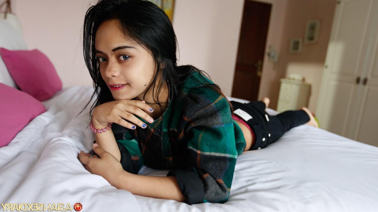 20P Sexy brunette Viviana enjoys some POV sex after a sexy striptease