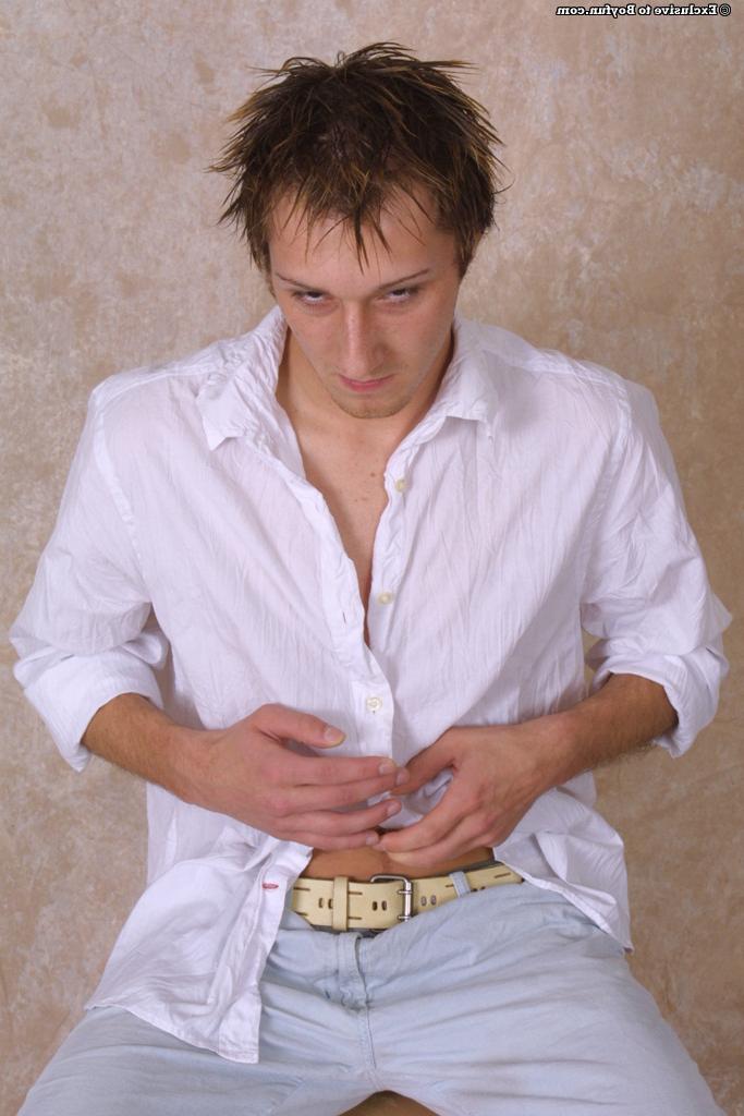 20P Caucasian gay boy Jake plays with his cut dick and cums hard in a solo