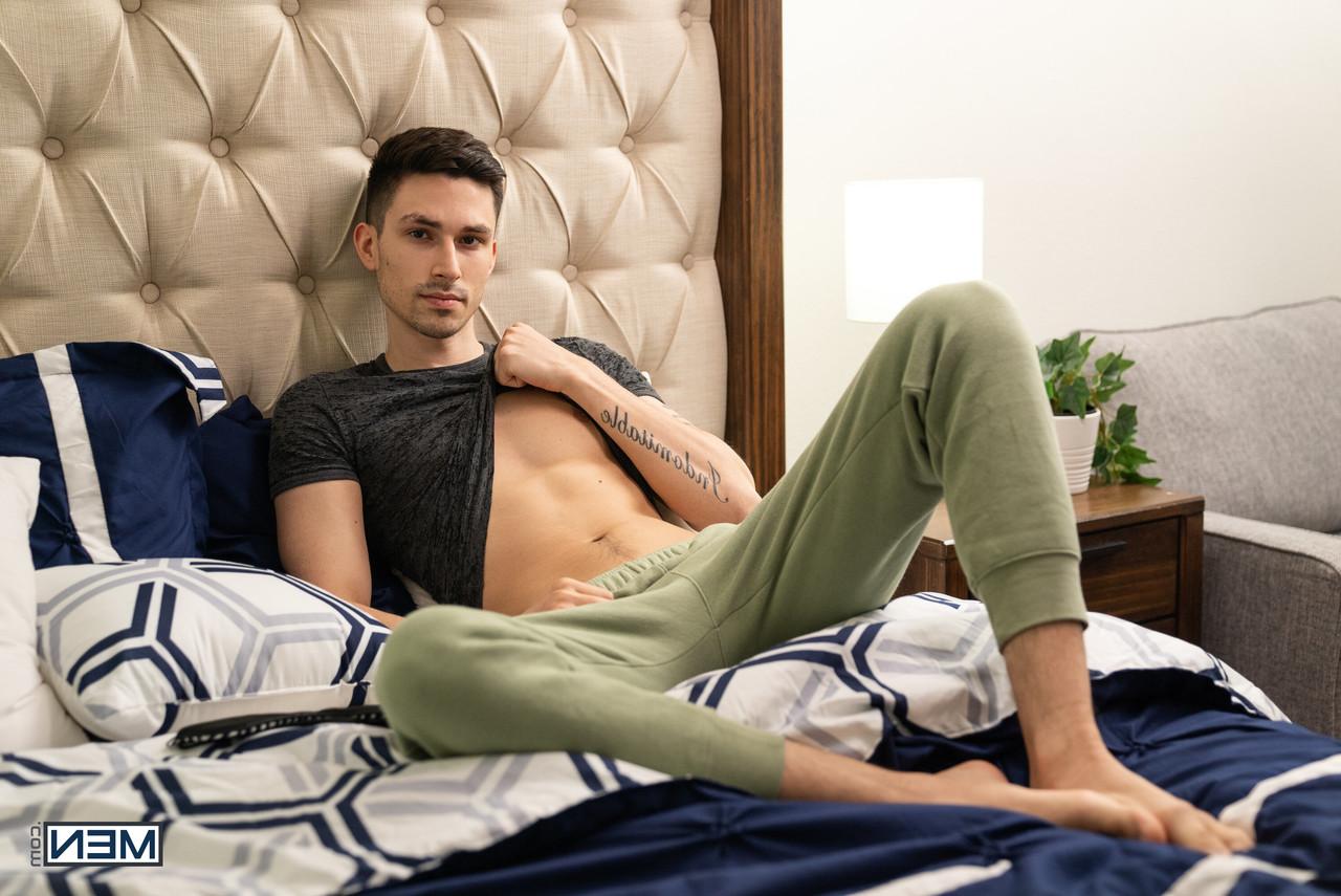 17P Men Com Joey Mills, Kane Fox