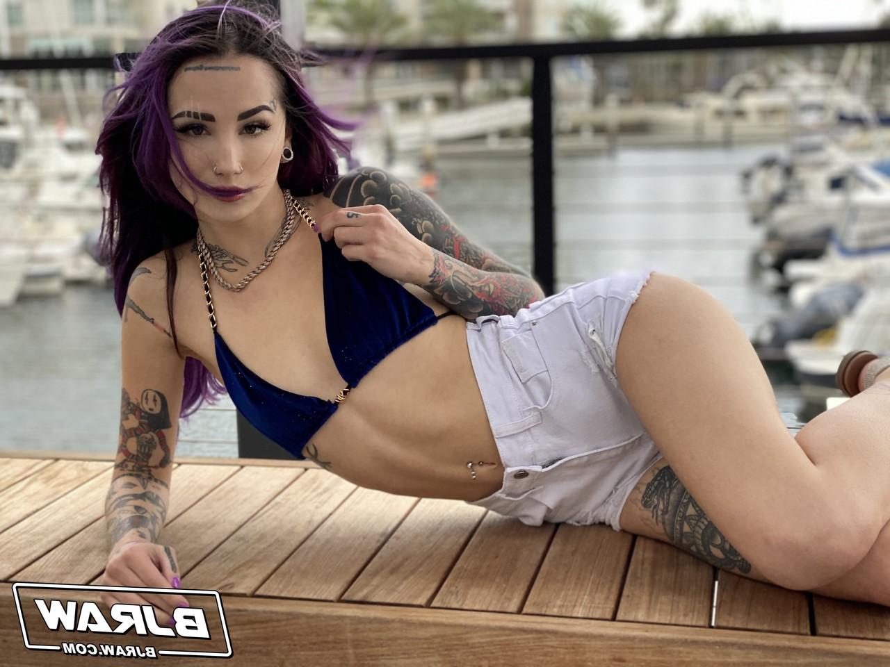 20P Purple-haired American Valerica Steele blows a big dick & gives a POV rimjob