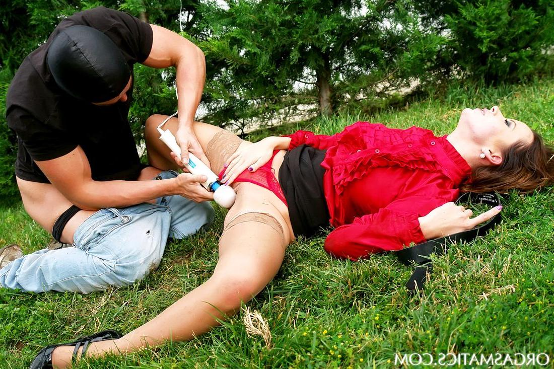 14P Clothed chick wearing skirt and nylons masturbated by masked man on lawn