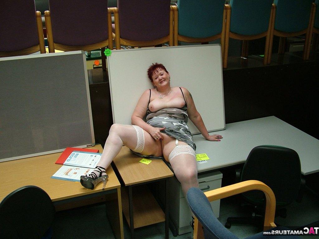 20P Older redhead Valgasmic Exposed exposes herself during indoor & outdoor action