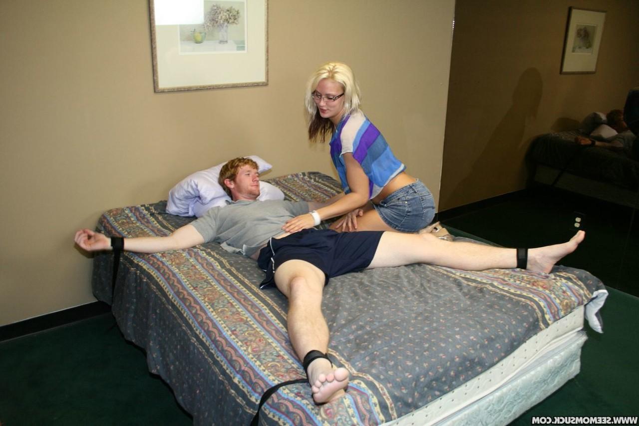 20P MILF Roberta shows her daughter how to suck her bound boyfriend's dick