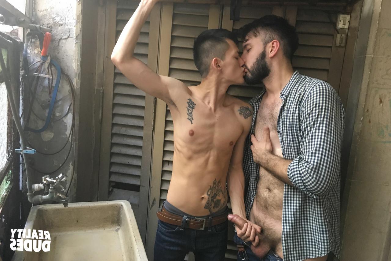 19P Men Com Andres, Diego
