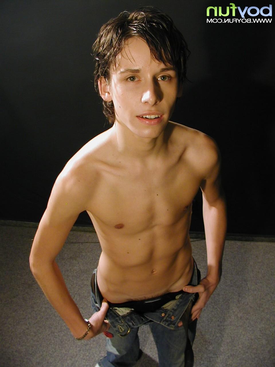 20P Boy Fun Kamil 3