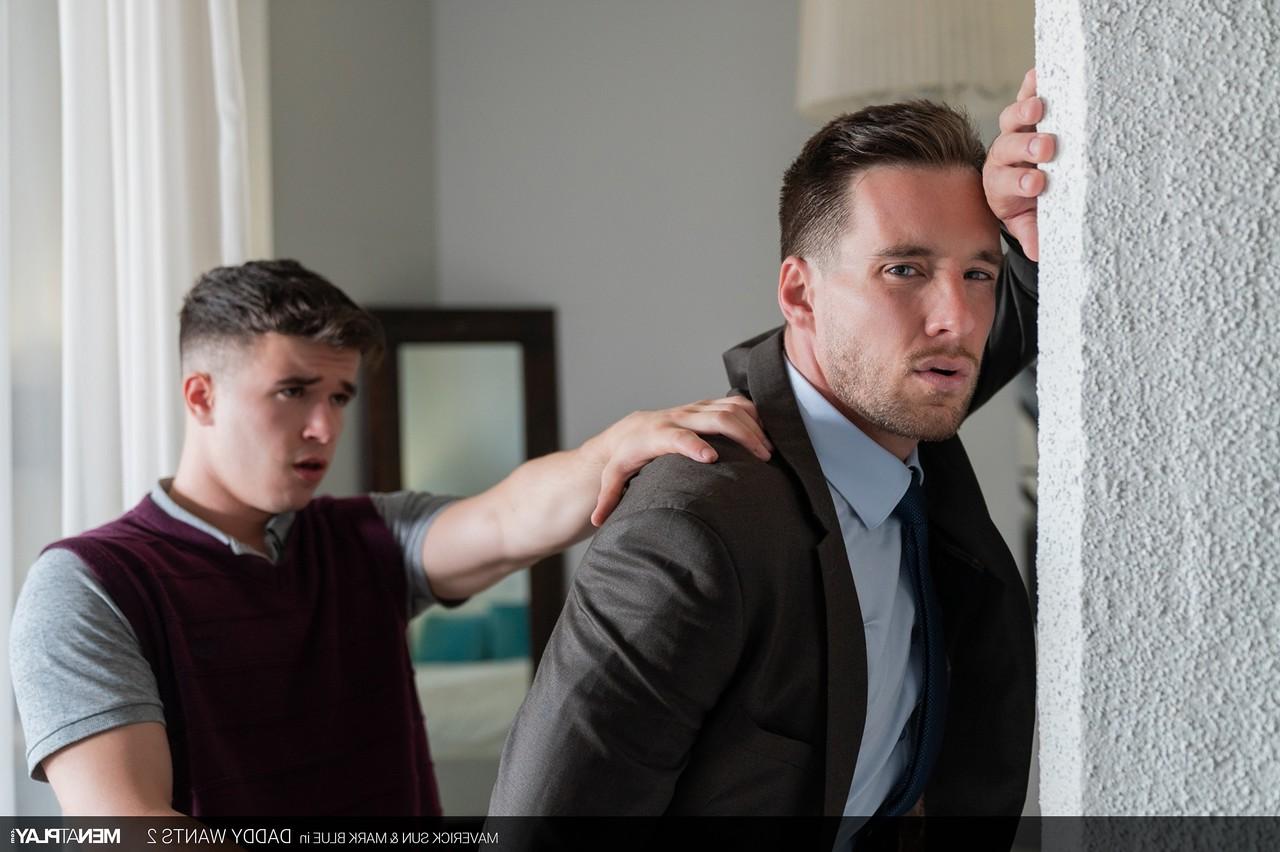 20P Stud Mark Blue getting seduced & fucked by his gay stepdaddy Maverick Sun